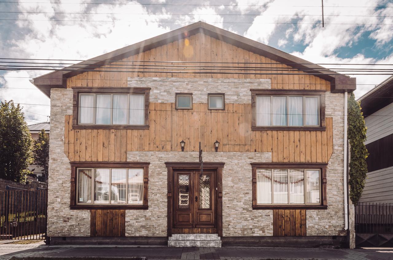 Hostal Joshiken Punta Arenas Exteriör bild
